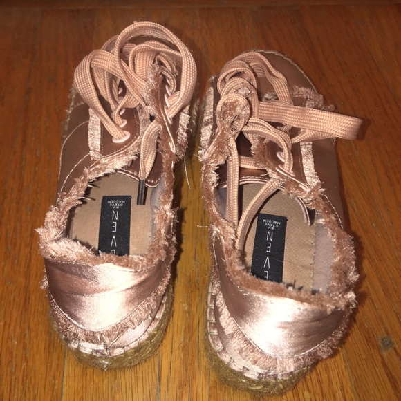 Steve Madden EspadrillePlatform RoseGold Sneakers - Picture 3 of 8